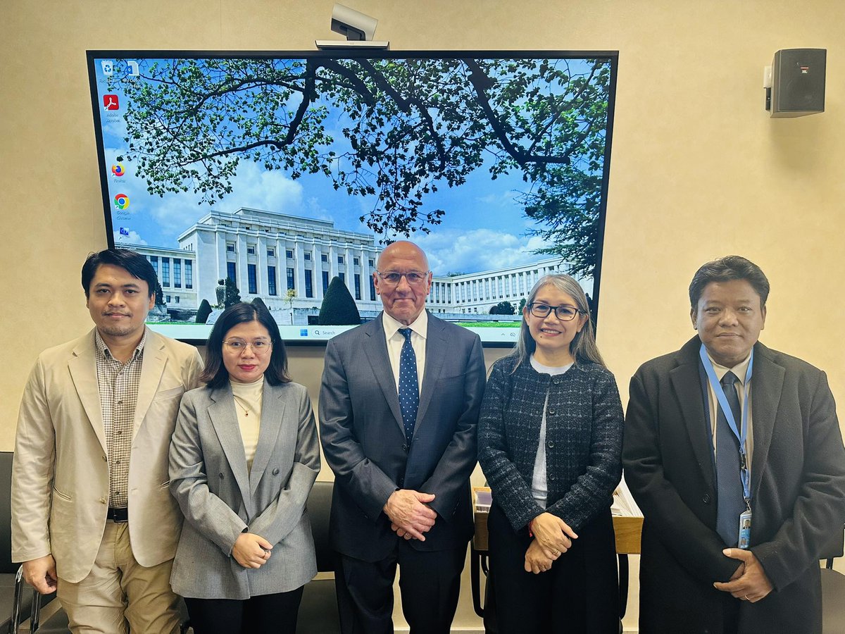 Khin Ohmar tweet media