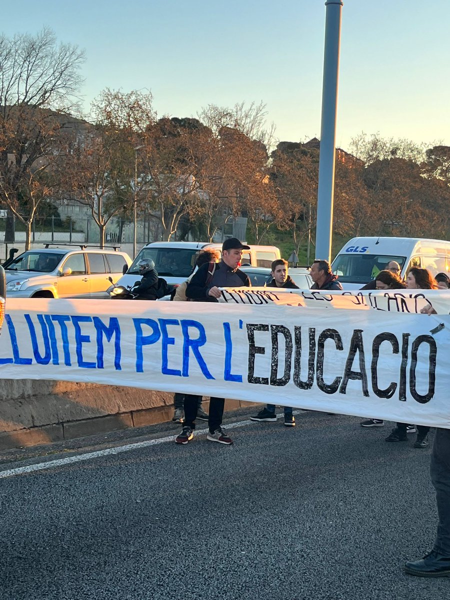 Intersindical Educació tweet media