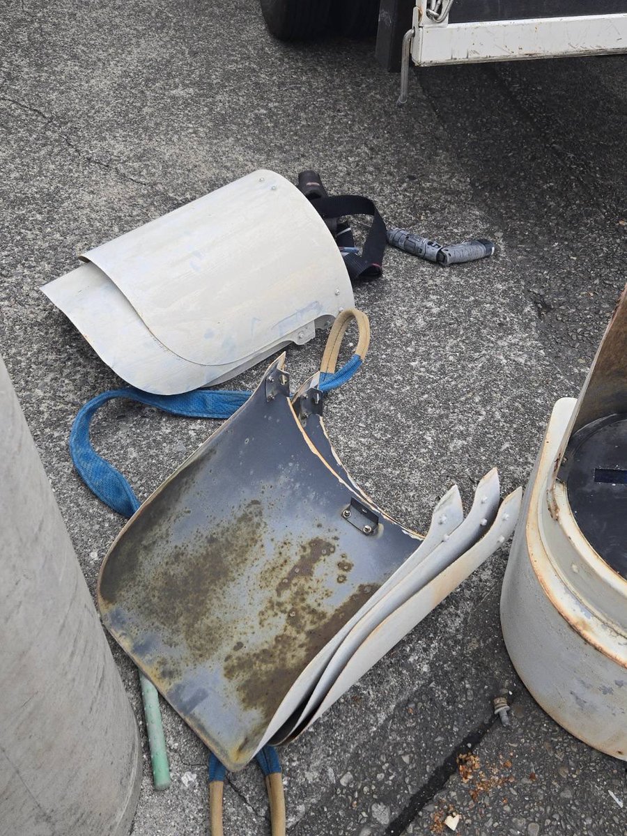 静岡信号 tweet media