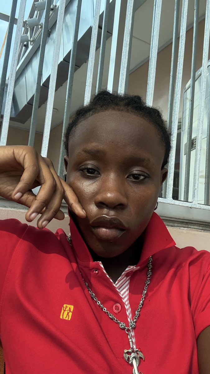 ____jola's tweet photo. Baddo’s  nkor?😔 https://t.co/mYtZ1tRzRY