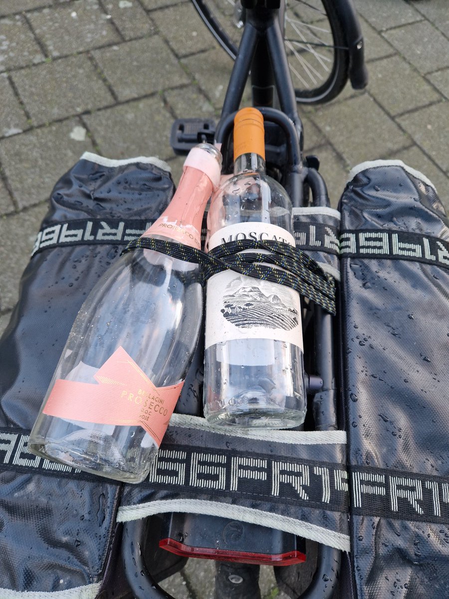 Simon011 tweet media