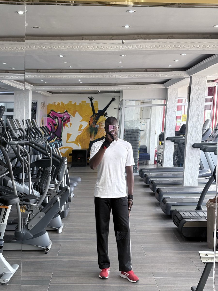 johnwright200's tweet photo. @whoistife_x Health is wealth✨ https://t.co/NTb2hOqcXo