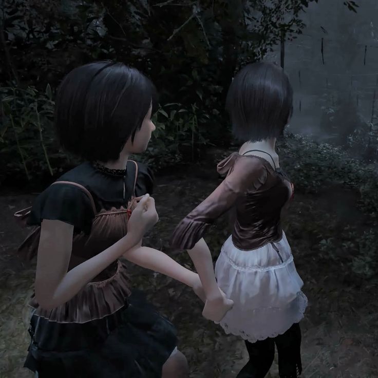 ✮ • Sephtis

Hanma making sure I don't get too scared while playing, only for us to start yelling at Mayu.