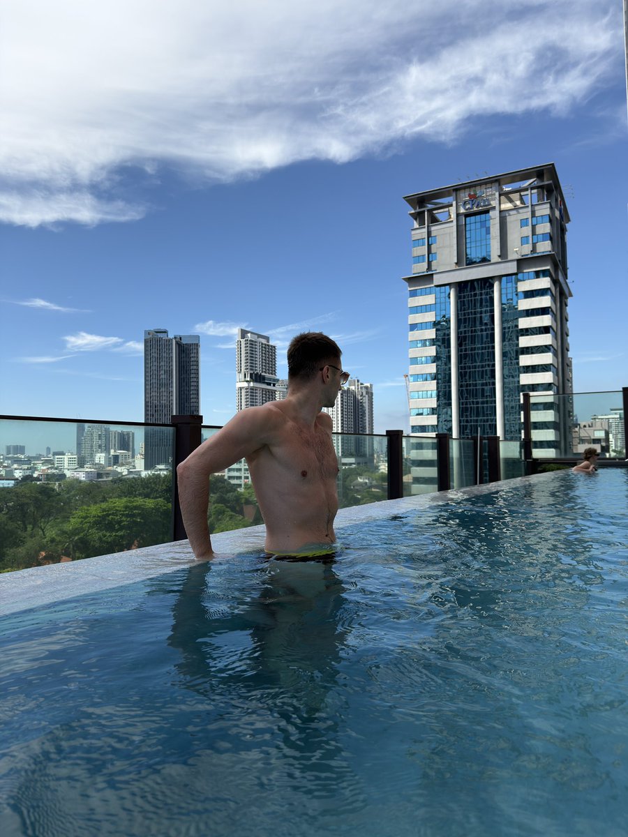 FREAKaделька tweet media