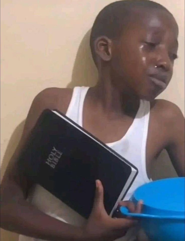 Retweet if you never see 1k views on your post before😩