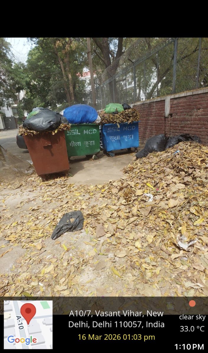 vivek2612's tweet photo. With the intervention of the current LG the dhalao and adjoining are were cleared by MCD. However the dhalao is back to the same condition. 
Rajit Kumar https://t.co/JztXq22jCd