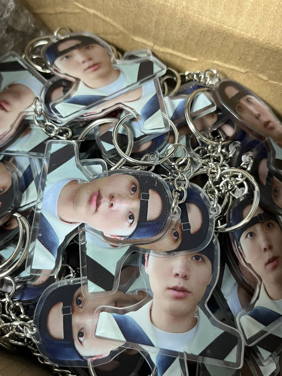 오물이 tweet media