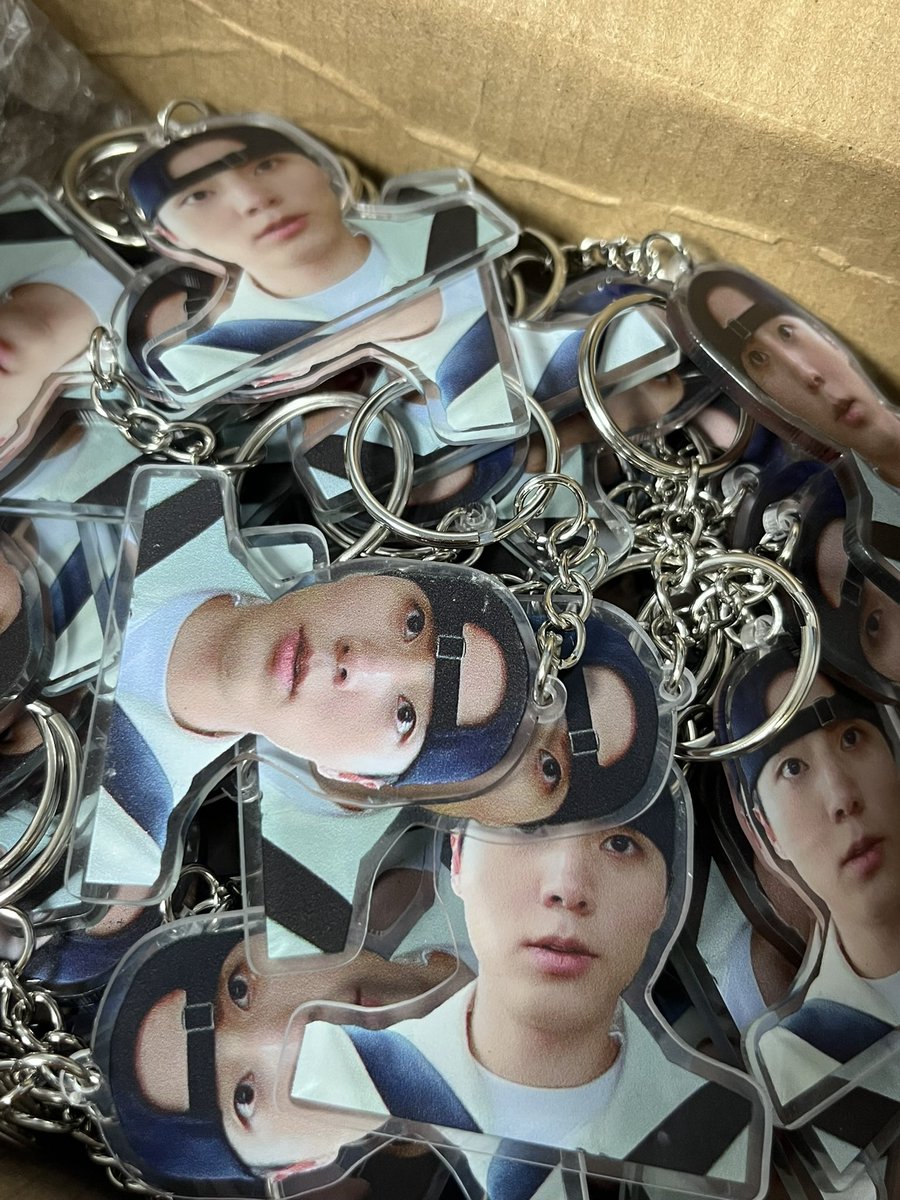 오물이 tweet media