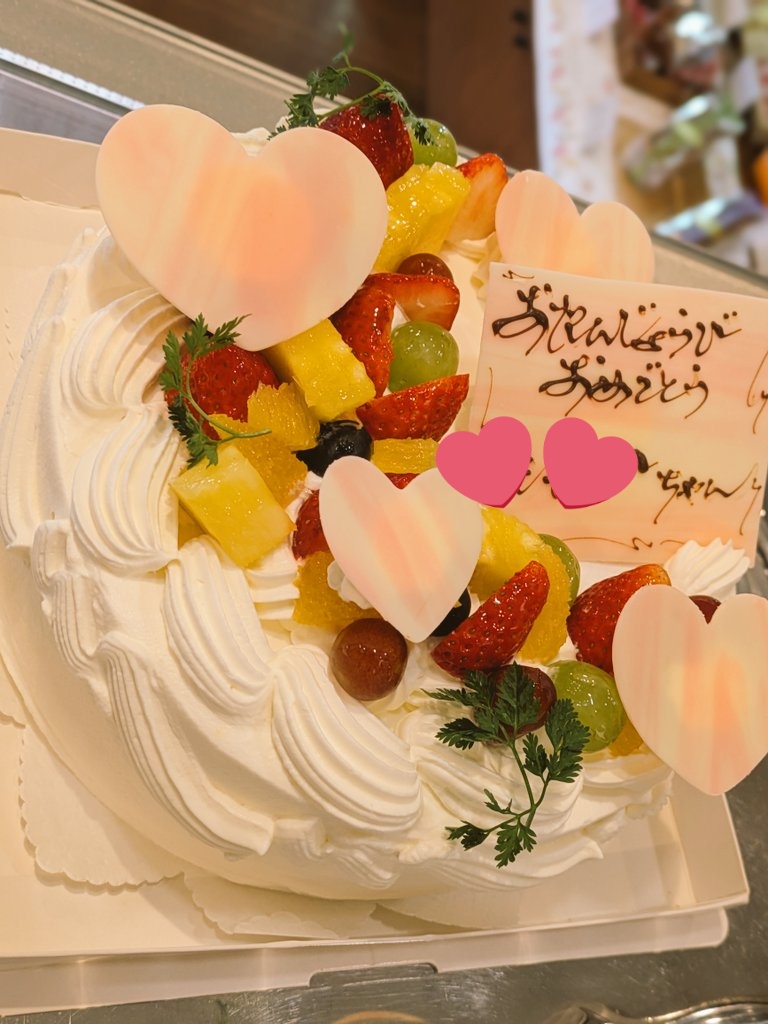 函館洋菓子ガトーフレーズ tweet media