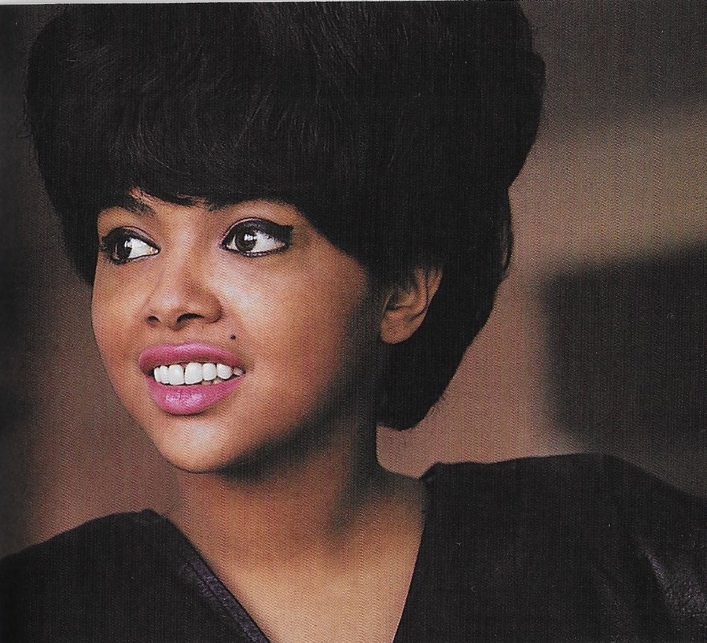 kennylanglea's tweet image. This day in 1970, 24 year old Motown star Tammi Terrell lost her battle with brain cancer. She had previously collapsed on stage into the arms of Marvin Gaye. Leading to her diagnosis. She is best remembered for a series of hits duets with him #TammiTerrell 🥀 #Motown