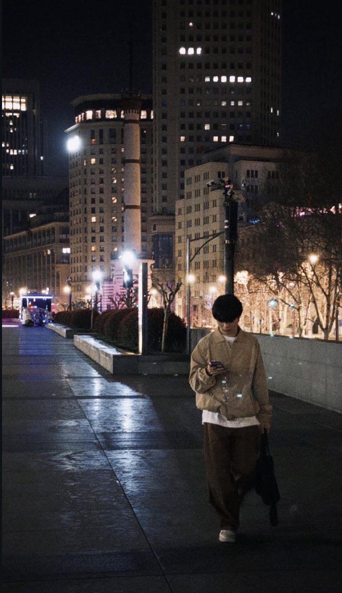 🦫  เธอ... อยู่ไหน รับสายพี่หน่อย พี่ขอโทษ

🌱 เลิกโทรมาได้แล้ว เราพอแล้ว...

🦫 เธอ กลับมาก่อน พี่ขอโทษ พี่ผิดไปแล้วจริง ๆ 

🌱  ไม่! เราไม่กลับไปแล้ว .... เราจะไปไฮตี้ เธอพาเรามากินซุชิโร่ทำไม!

(ขอบคุณ co-writer <a href="/lmlormorrrr/">ลอมออาร์สี่ตัว</a> 🫶🏻)