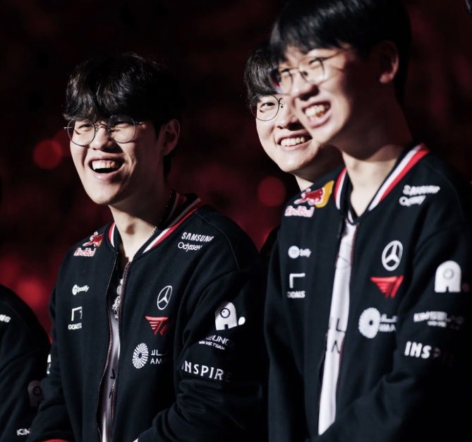 Sheep_Esports's tweet photo. T1 🇰🇷 revealed their Artist lineup for their upcoming Homeground event:

- NMIXX
- HANRORO
- Zion.T
- Chrissy Costanza (Legends Never Die singer) https://t.co/mjyROOwBMd