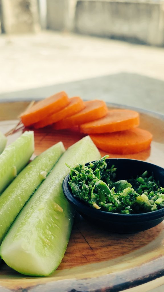 मान्ठा tweet media