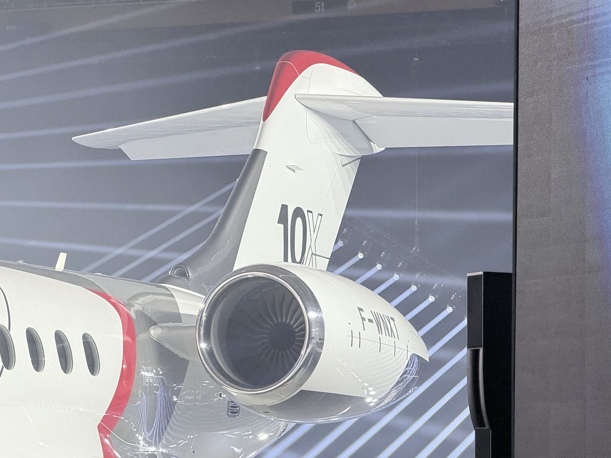 BizJetBlogger's tweet photo. Such an honour to join the  @Dassault_OnAir  Falcon 10X rollout in Bordeaux last week. Really a great chance to catch up with old friends, and see the birth of a truly remarkable aircraft #bizav #bizjet https://t.co/BxUjbsglOc