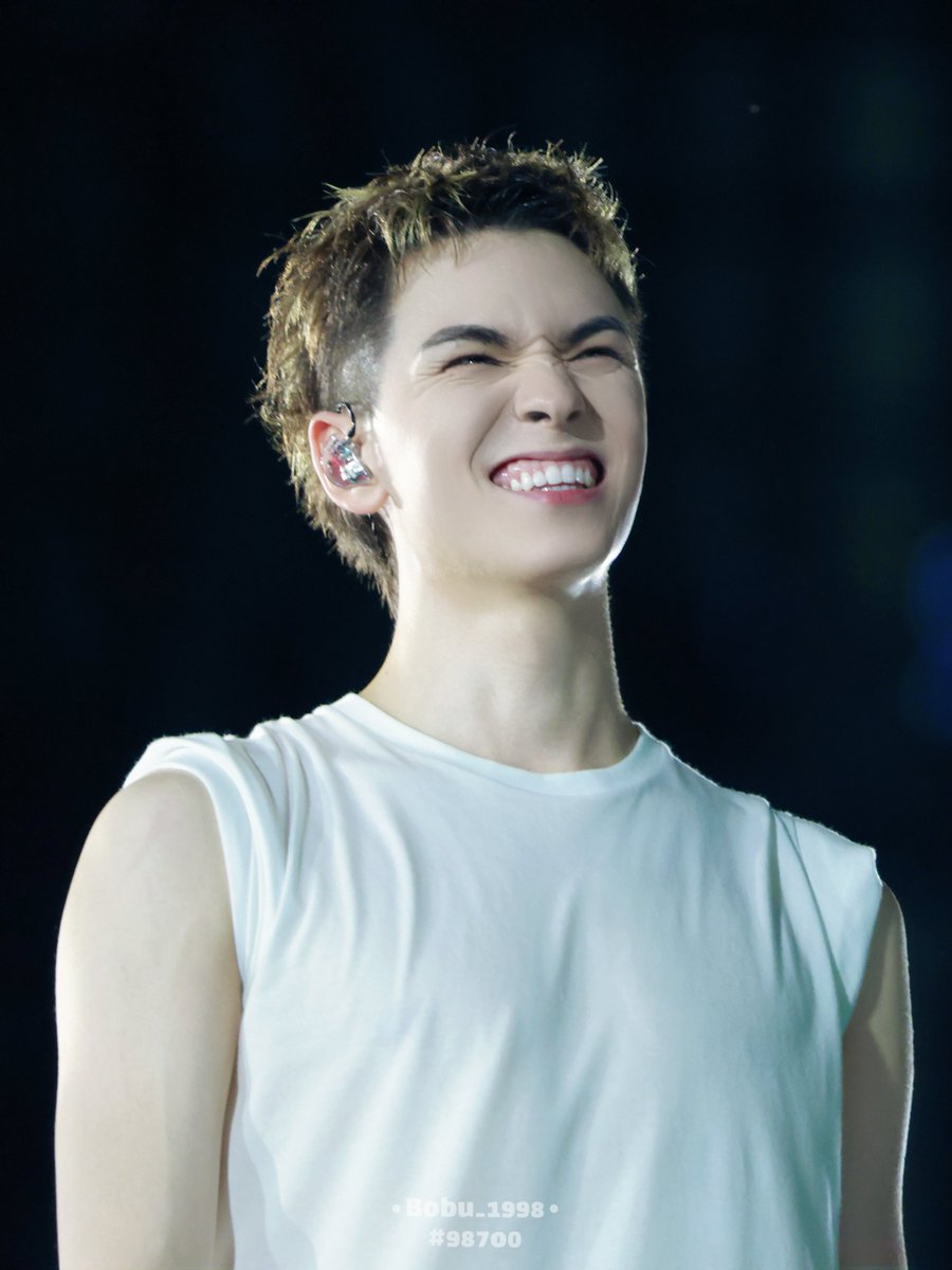 BoBu_1998 tweet media