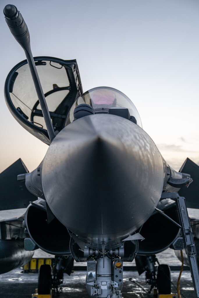 French Carrier Strike Group tweet media