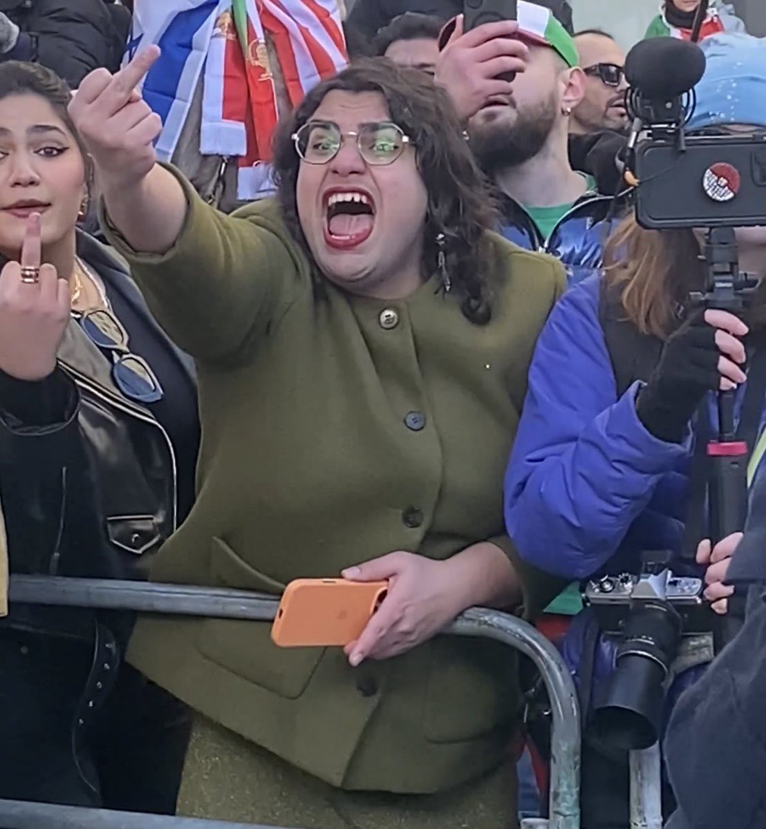 נועה tweet media