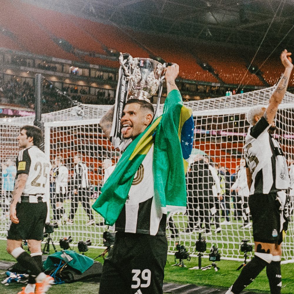 A day we’ll never EVER forget. 🥹🏆 #NUFC