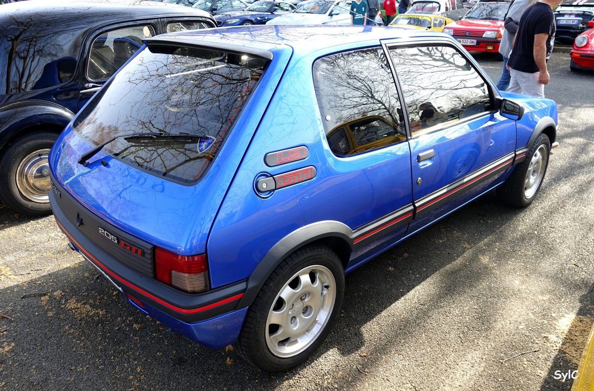 NicoNePayePlus's tweet photo. Peugeot 205 GTI https://t.co/fvs1NxL8Z2
