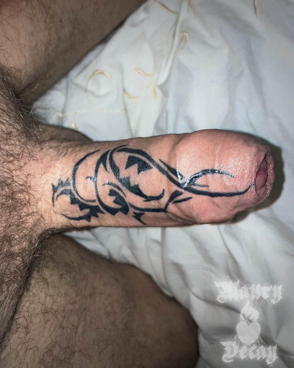 Maury Decay (THE dick tattoo specialist) 🇬🇧 tweet media