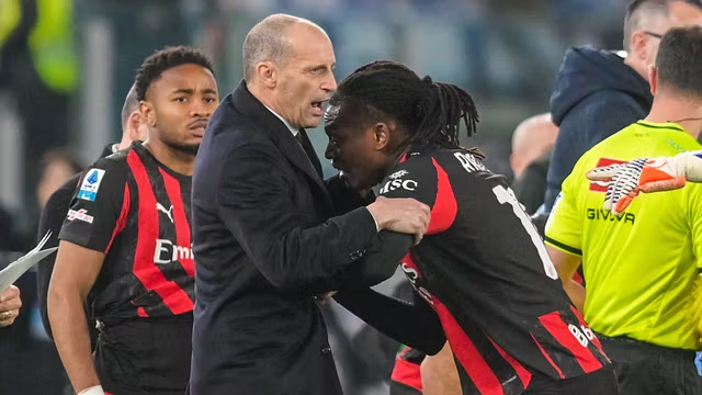 ⚠️ Pulisic, Leao, Gimenez, Fulkrug, Nkunku.
NESSUNO sa più attaccare con #Allegri. Colpa dei singoli, oppure di quel Dinosauro che avete voluto in panchina che nella sua magia rende INOFFENSIVO qualsiasi giocatore OFFENSIVO? Pavlovic sembra Van Basten, Leao sembra Caldara. #Milan