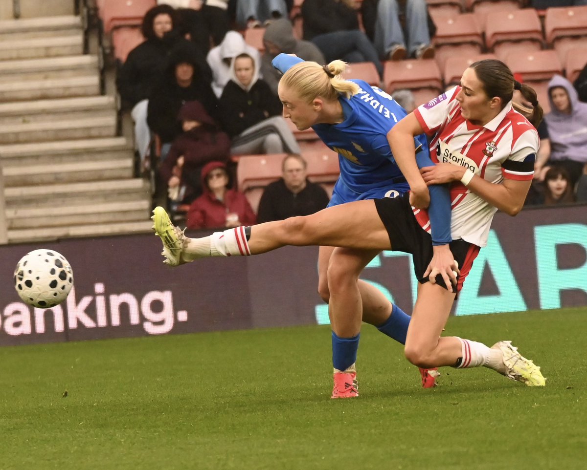 Laura Burton tweet media