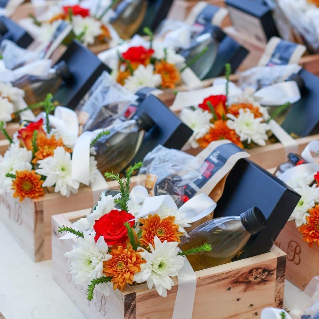 TheLocalSliceBW tweet media