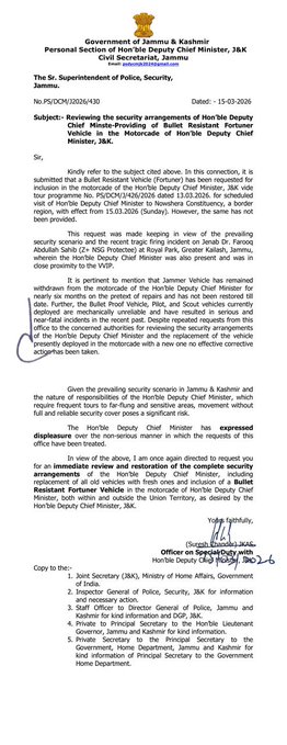 jkchanneltv's tweet image. Security Row Erupts in Jammu and Kashmir: Deputy CM Accused of Protocol Breach; Office Flags Lapses in Protection.

 @Surinderch55
 #SecurityLapse #JammuAndKashmir