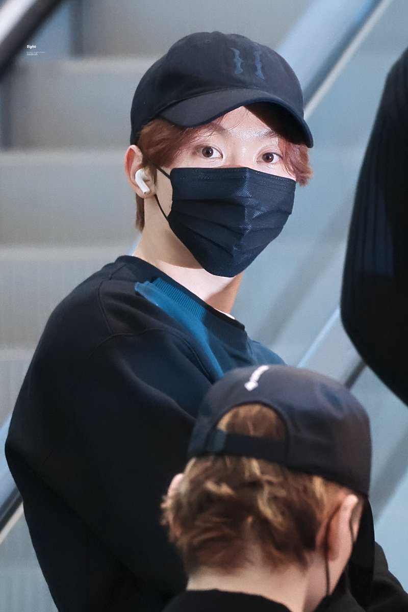 𝑠𝑖𝑔ℎ𝑡 tweet media