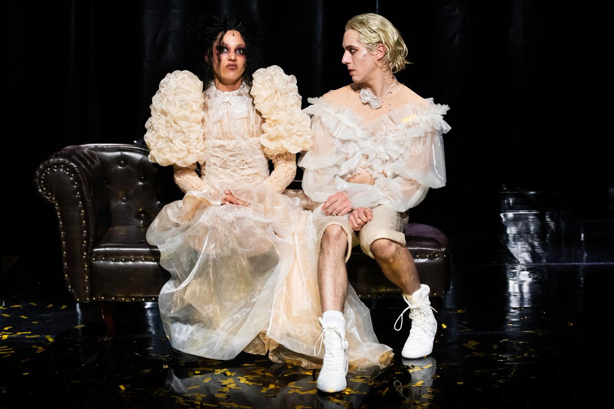 Berliner Ensemble tweet media