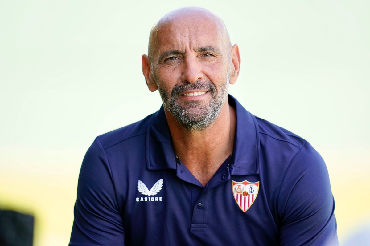 EscritosEnByR's tweet photo. ¿DEBERÍA VOLVER MONCHI AL SEVILLA FC?
Un Escrito en Blanco y Rojo de @CarlosRomeroSFC  👇
https://t.co/004PeoTdO2
@leonsfdo https://t.co/1n0bF2BEGm