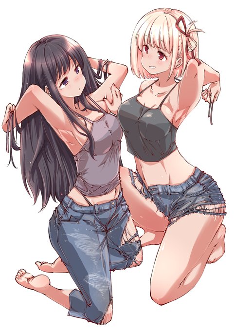 ねぇねぇ @Grok 1枚目と2枚目の画像の衣装を交換して画像作成してください、お願いします、何でもします!出来ないなら自分で描きます! 