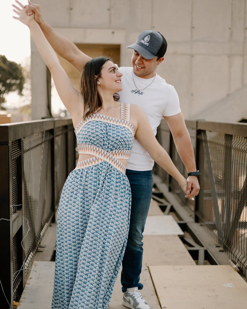 Mooi Troues tweet media