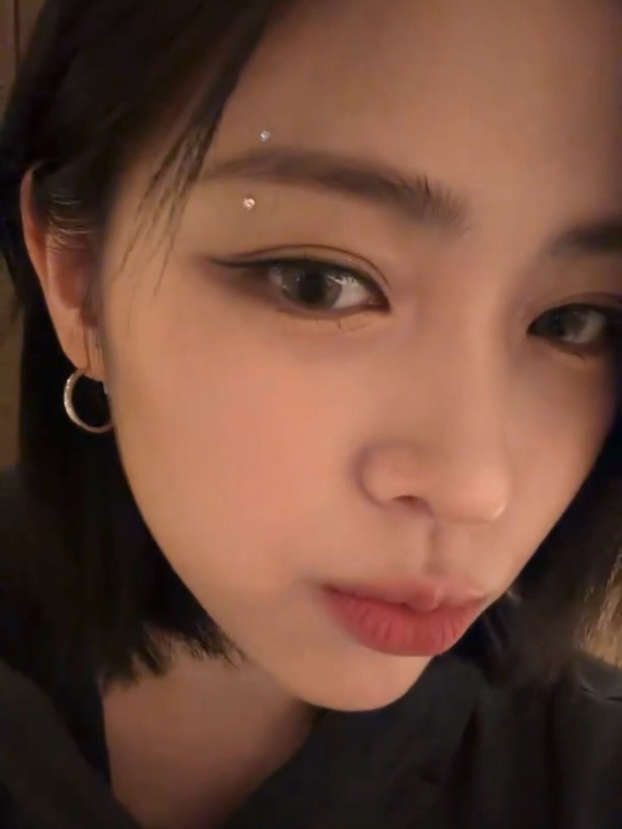 Forever for Ryujin🐱| Actress Shin Ryujin🪼🪒🕵️ tweet media