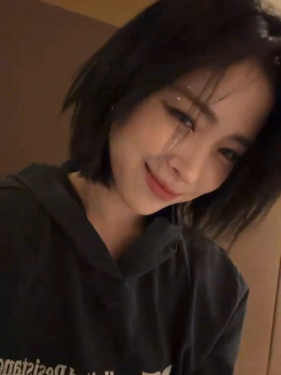 Forever for Ryujin🐱| Actress Shin Ryujin🪼🪒🕵️ tweet media