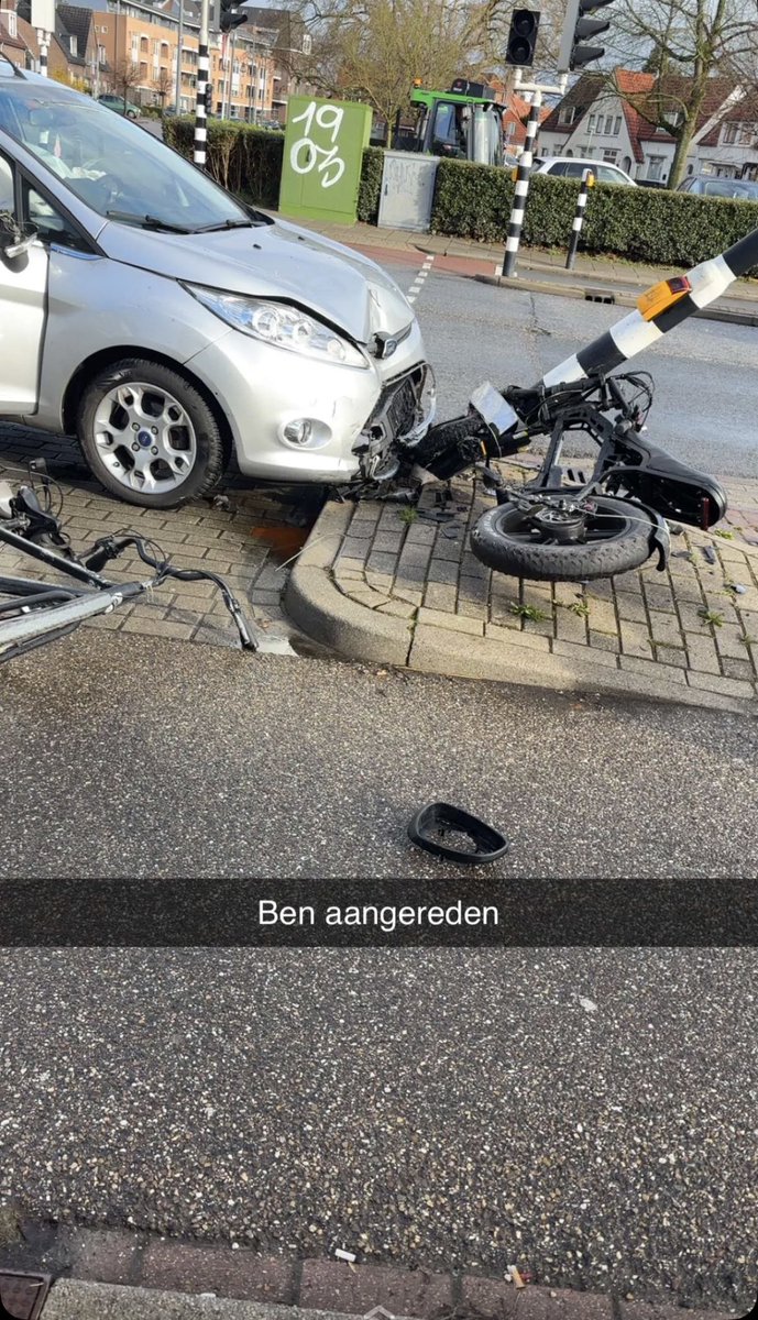 fram ★ tweet media