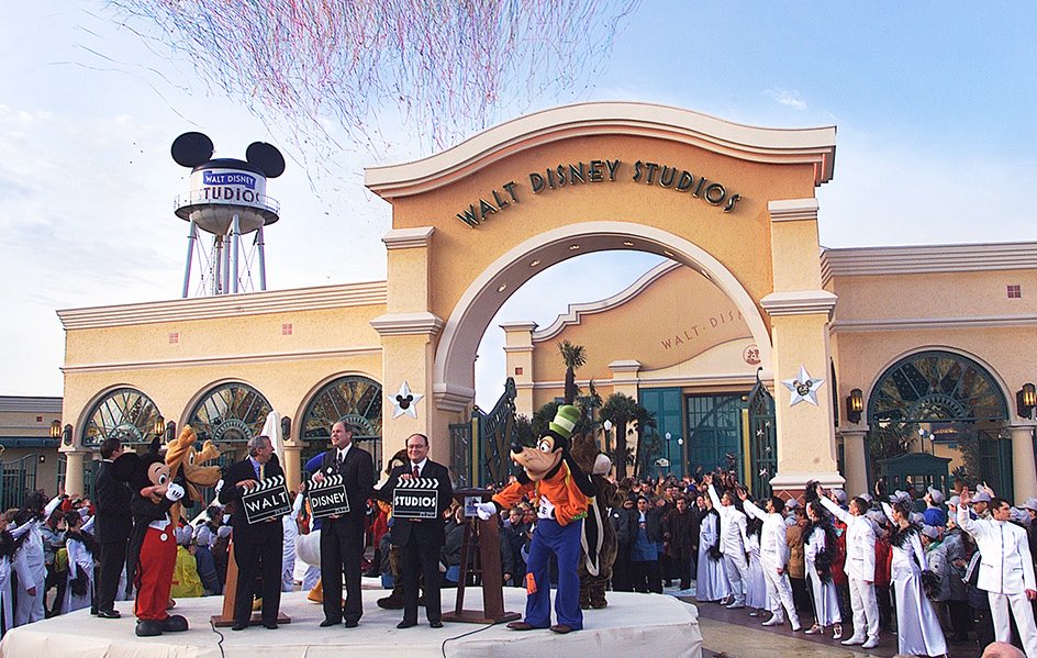 DLP World tweet media