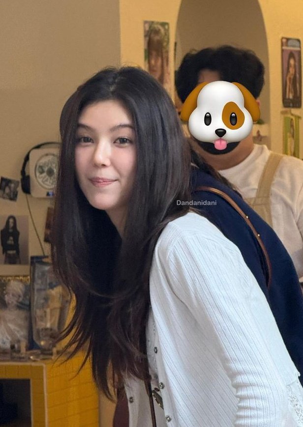 𝚙𝚎𝚊𝚛𝚕 tweet media