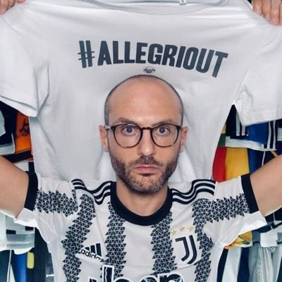 Mago Merlino tweet media