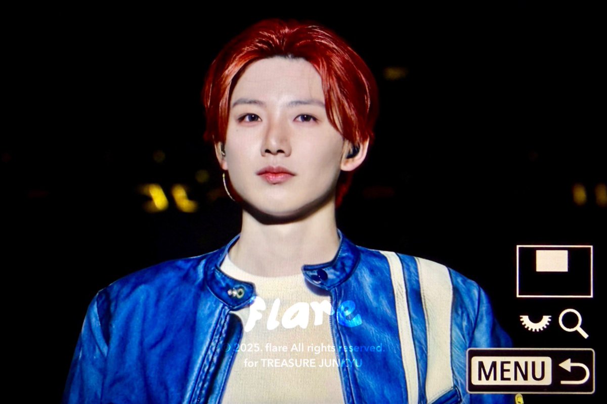 𝙛𝙡𝙖𝙧𝙚 tweet media