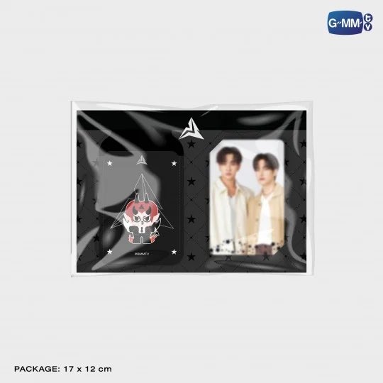 nA blank tweet media