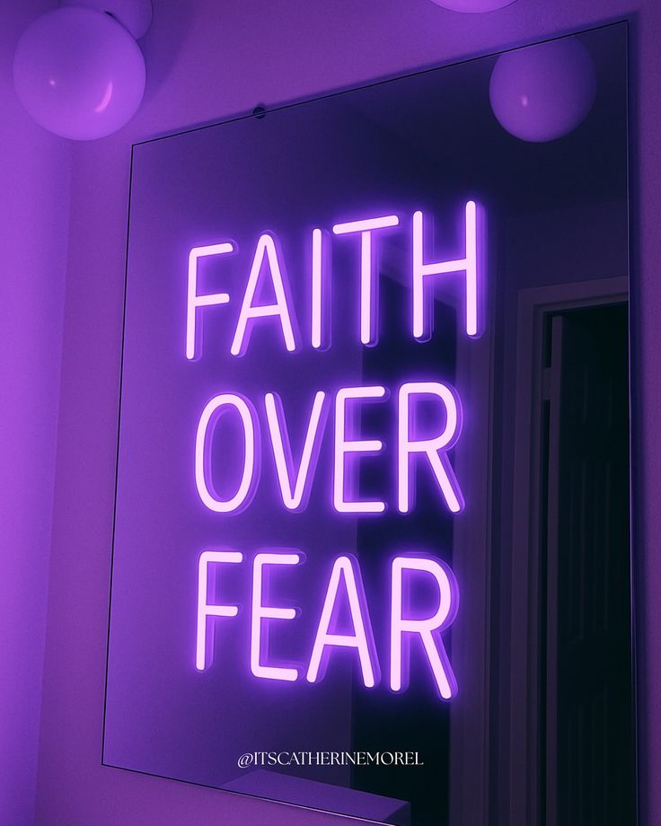 FavyMira tweet media