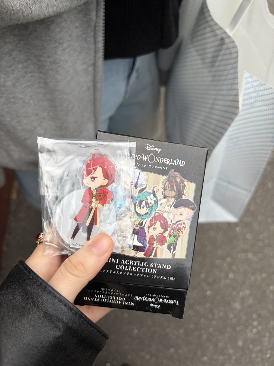 どっかの学生 tweet media