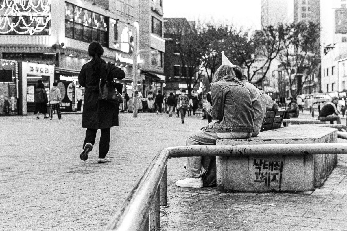 UrSICNESS's tweet photo. “낙태죄 폐지“
Leica M6 + AGFA APX 400 https://t.co/UrcRC0GYJr