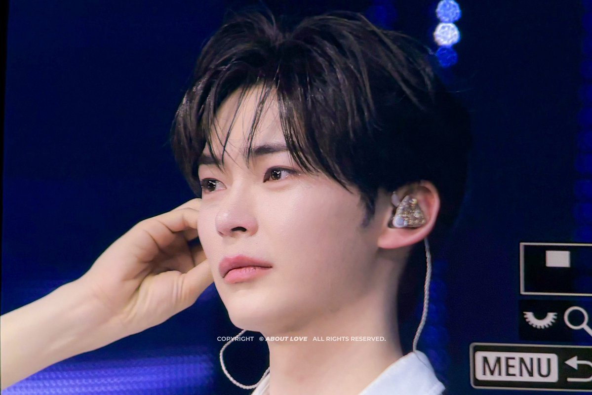 𝗮𝗯𝗼𝘂𝘁 𝗹𝗼𝘃𝗲 tweet media