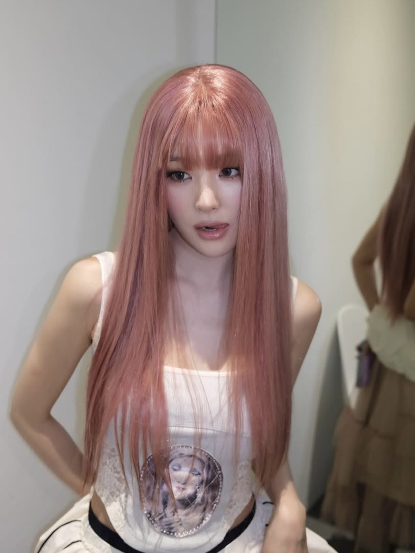 seulgi pics tweet media