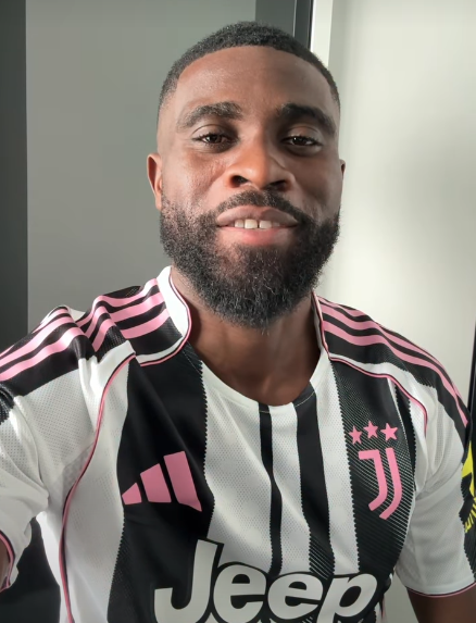 SandroSca tweet media