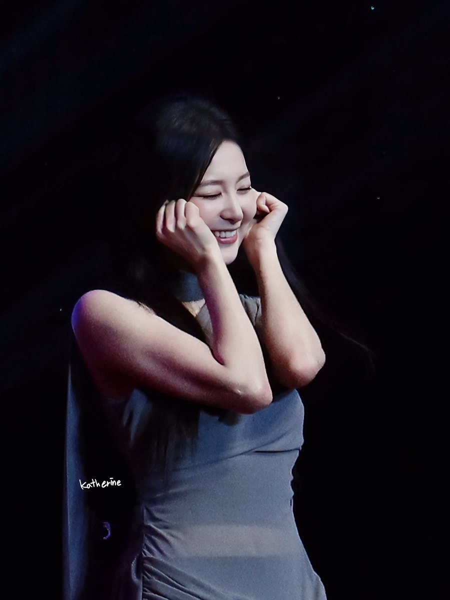 Katherine tweet media