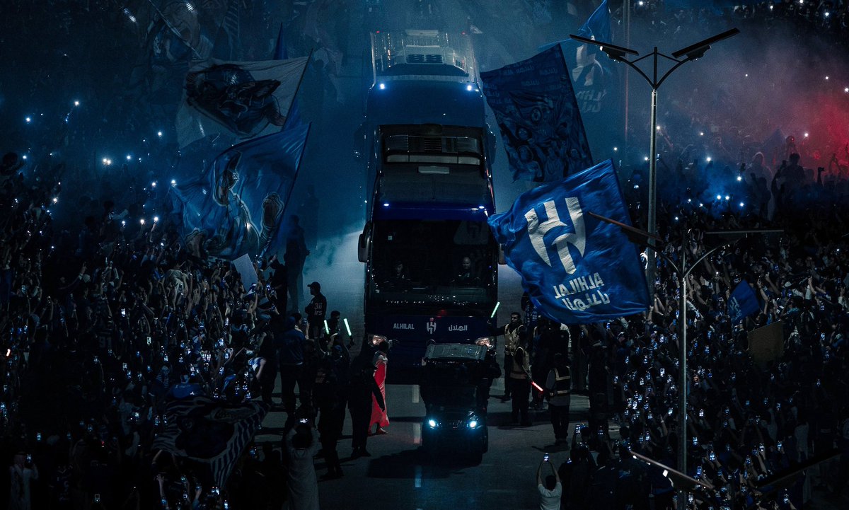 الى جمهور الهلال الي صاحين الحين 🛑🛑

اليوم عند مقر النادي الساعه 10 مساء لاتدور عذر تعال الفريق يحتاجك نبي اكبر عدد نبي الي ماعنده شي يجي يد بيد نخلي اداره الطماعين تحس بالقرف الي تسويه تجاه الجمهور 💙

لا اعذار حضورك مطلب جملوها تكفون 

انشروها بكل مكان بكل منشن بكل تغريدة