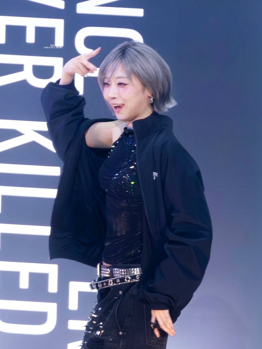 𝑺𝑶 tweet media